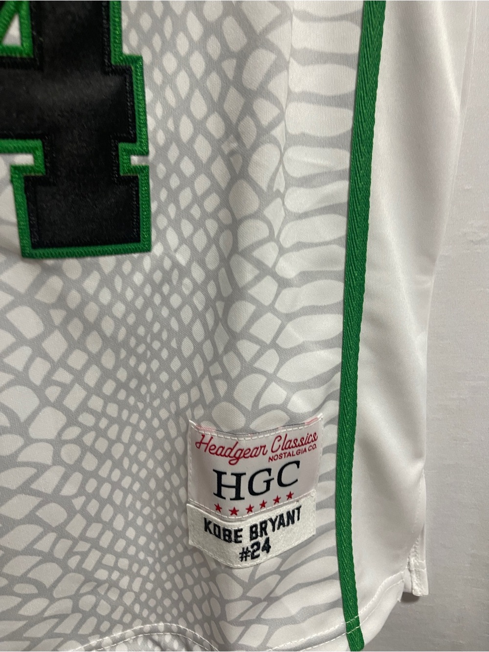 The Grinch Mamba White & Green Basketball Jersey Tank Top - Picture 2 of 5